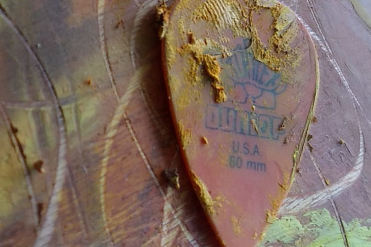 guitar pick - dunlop